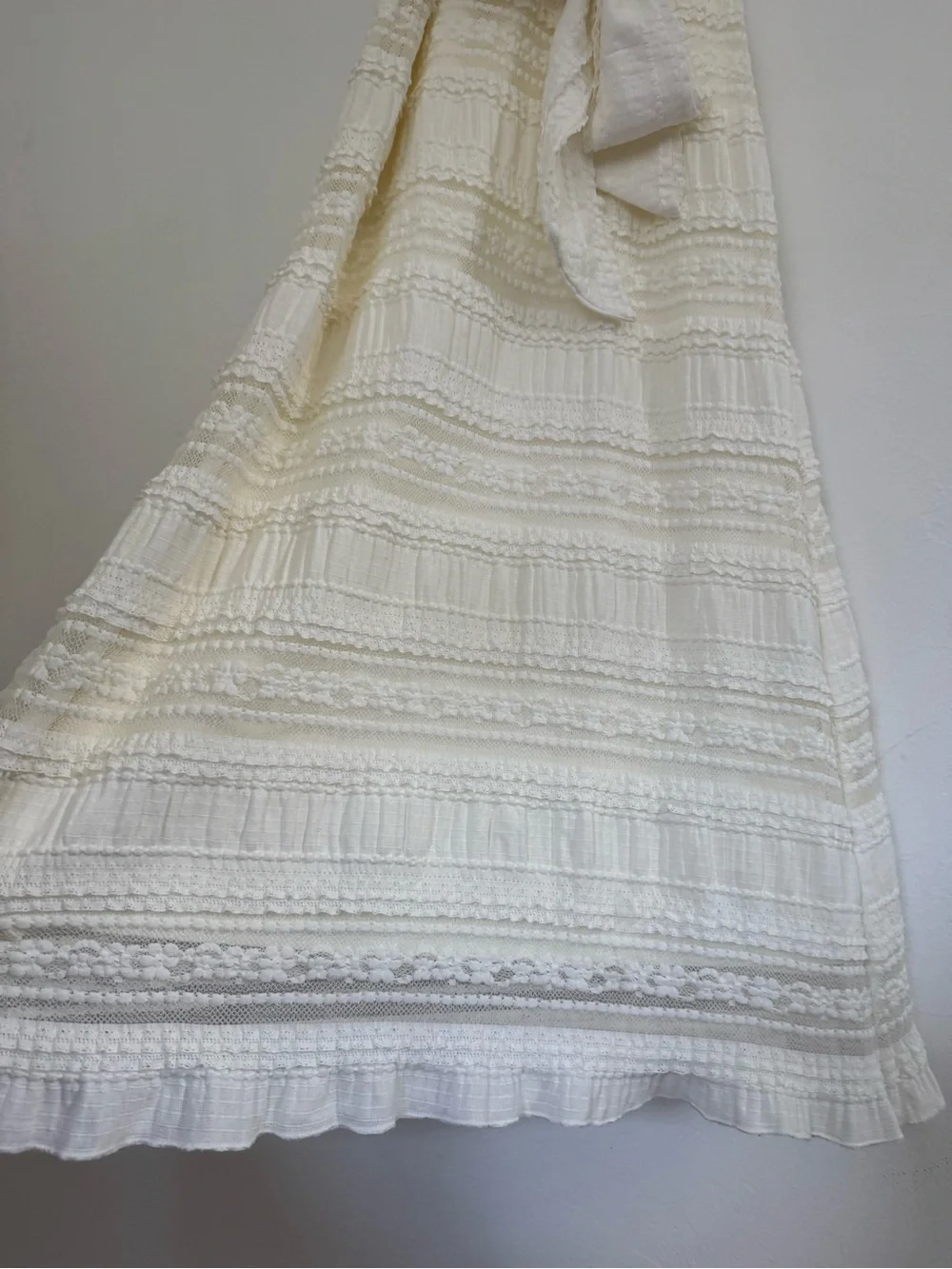 Tularosa Quinn Midi Dress Cream Boho Ruffle Puff Shoulder Belted Bridal Wedding - Picture 10 of 15